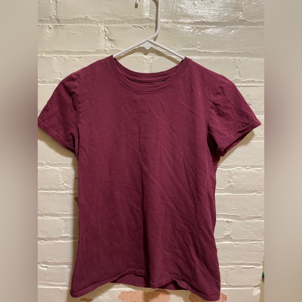 Nike short-sleeve T-shirt size small